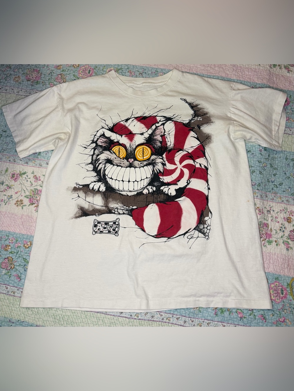 VTG 90s Andazia Alice in Wonderland Cheshire Cat We’re All Mad Graphic Tee L/XL